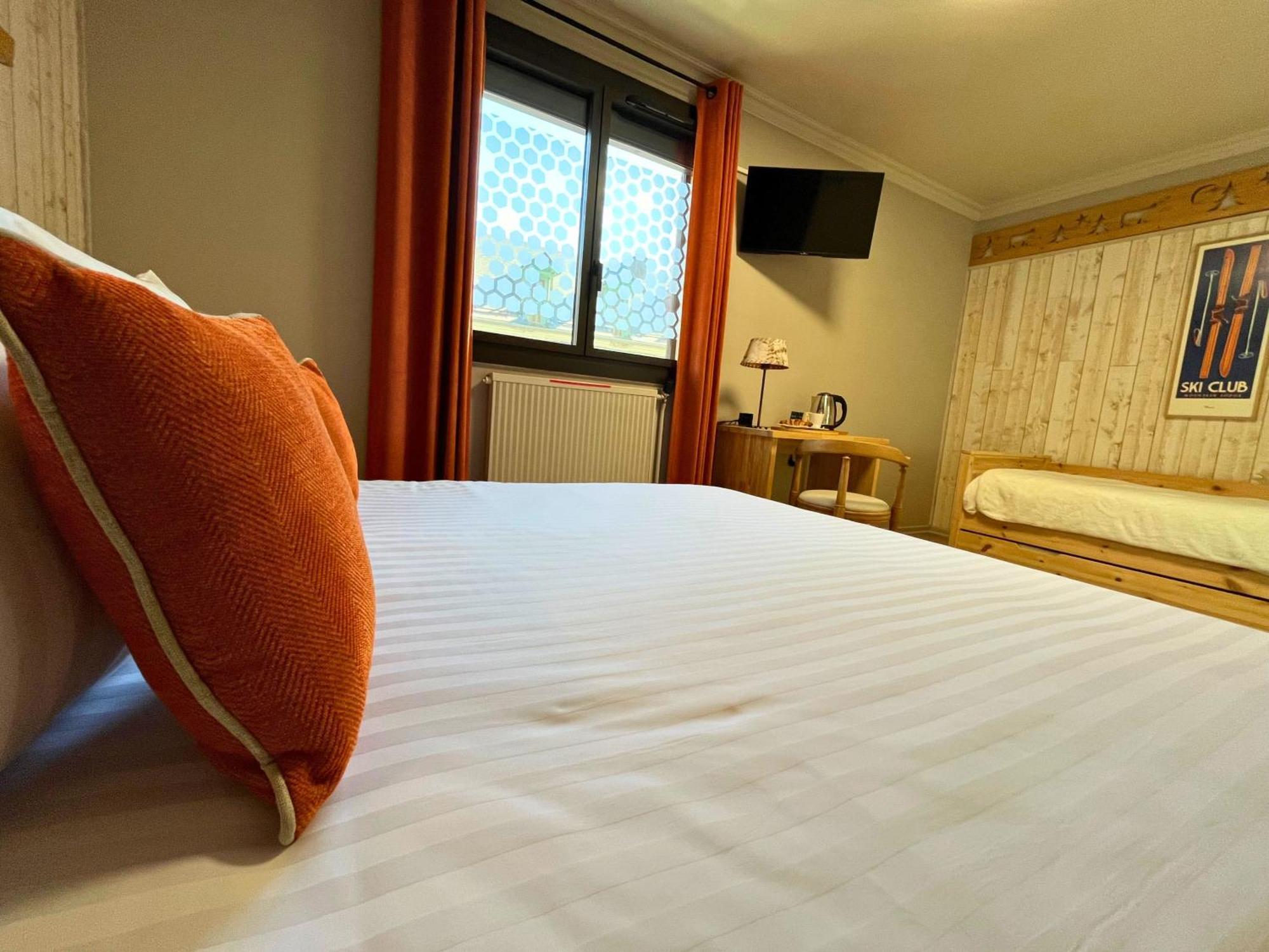 Hotel La Rencluse Saint-Mamet Luaran gambar